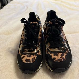 Steve Madden shoes Bena leopard size 8